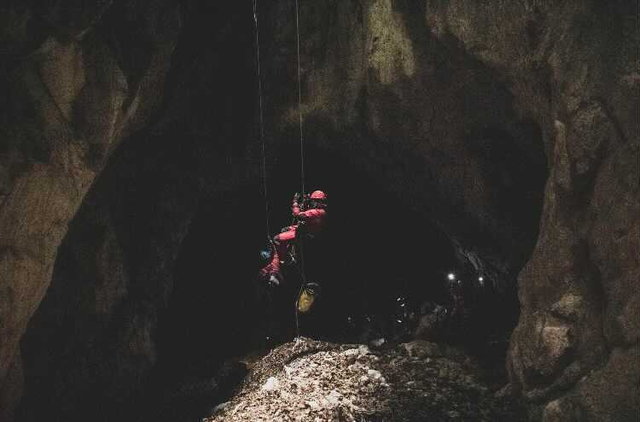 Sudjeluj na maloj školi speleologije!