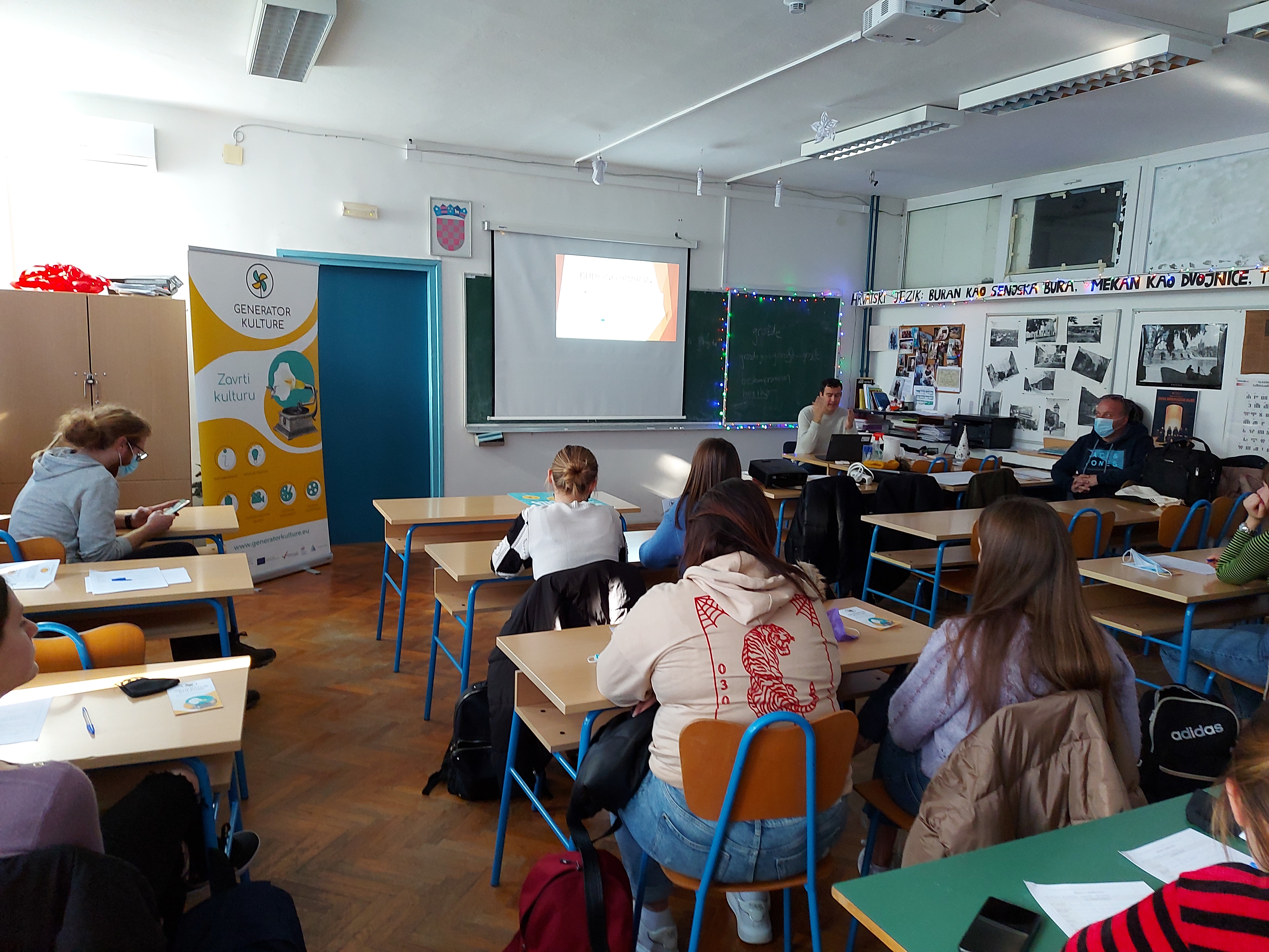 Održano predavanje u SŠ Benkovac na temu poduzetništva i informiranja mladih