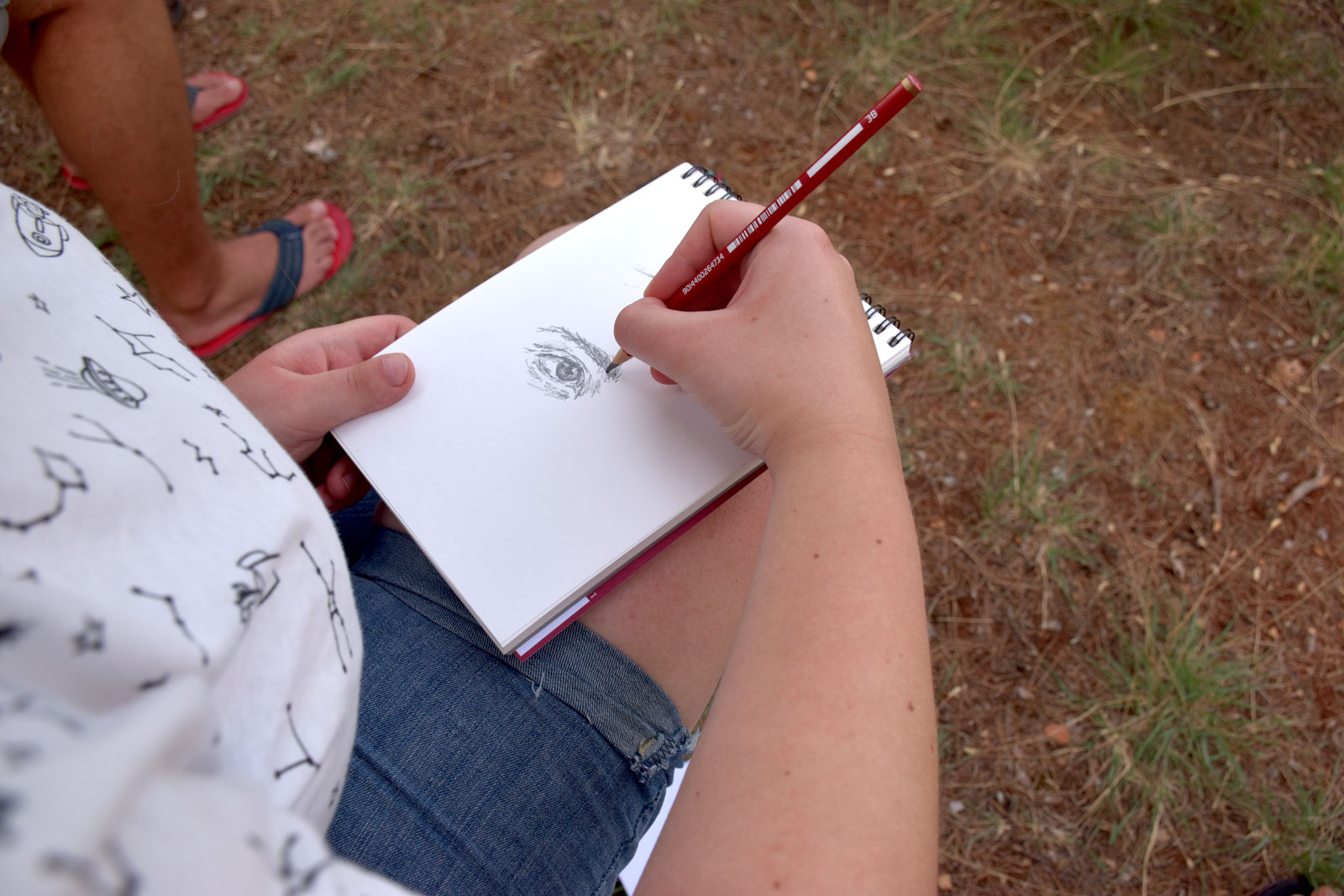 Pripremite šatore i kistove. Uskoro putujemo :)